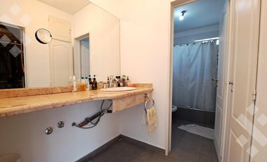 VENTA CASA 4 Dormitorios, con piscina, cochera y quincho. COMAHUE GOLF, NEUQUEN