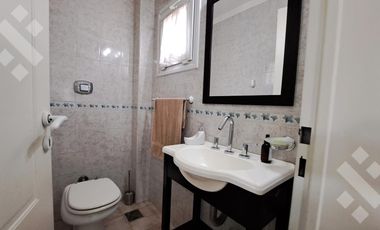 VENTA CASA 4 Dormitorios, con piscina, cochera y quincho. COMAHUE GOLF, NEUQUEN