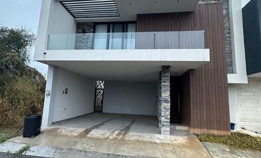 CASA EN RENTA ZONA SANTIAGO NUEVO LEÓN