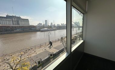 Oficina en alquiler - 260 m2 - 2 cocheras - Vista al dique - Puerto Madero.