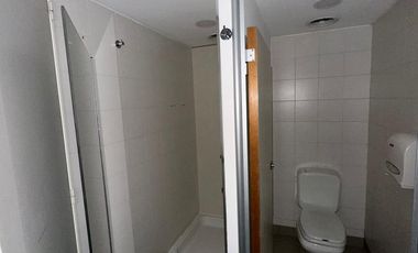 Oficina en alquiler - 260 m2 - 2 cocheras - Vista al dique - Puerto Madero.