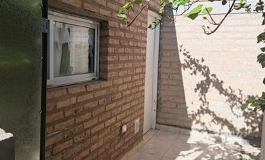 Casa en venta - 6 Dormitorios 5 Baños - Cochera - 337,98Mts2 - Viedma, Río Negro