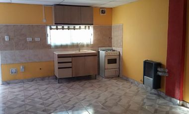 Casa en venta - 6 Dormitorios 5 Baños - Cochera - 337,98Mts2 - Viedma, Río Negro
