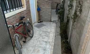 Casa en venta - 6 Dormitorios 5 Baños - Cochera - 337,98Mts2 - Viedma, Río Negro