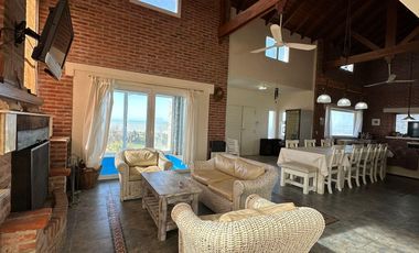 Casa en venta - 5 Dormitorios 4 Baños - 620Mts2 - Pinamar