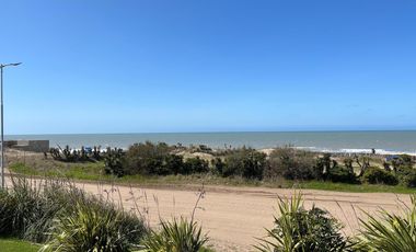 Casa en venta - 5 Dormitorios 4 Baños - 620Mts2 - Pinamar