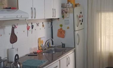 Casa en venta - 2 Dormitorios 1 Baño - 400Mts2 - La Plata