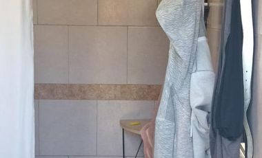 Casa en venta - 2 Dormitorios 1 Baño - 400Mts2 - La Plata