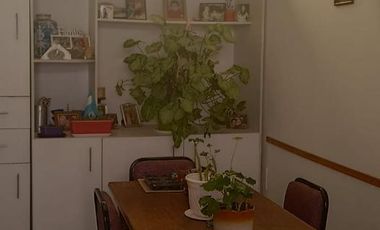 Casa en venta - 2 Dormitorios 1 Baño - 400Mts2 - La Plata