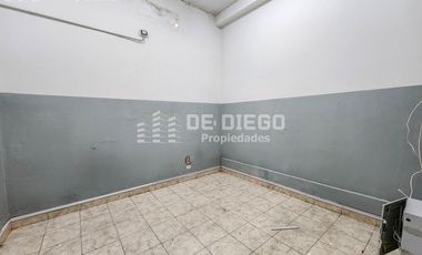Alquiler Deposito 4.155 m2 con oficinas y playa de maniobra Munro Vicente Lopez
