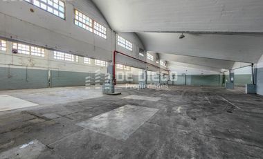 Alquiler Deposito 4.155 m2 con oficinas y playa de maniobra Munro Vicente Lopez