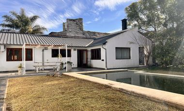 OPORTUNIDAD CASA APTA DESTINO COMERCIAL EN 476 ESQUINA 21 CITY BELL