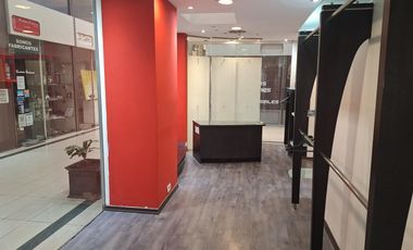 Local en la Galería del Sol.