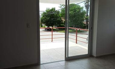 Departamento en venta - 2 Dormitorios 1 Baño - 78Mts2 - Miramar