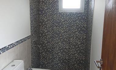 Departamento en venta - 2 Dormitorios 1 Baño - 78Mts2 - Miramar