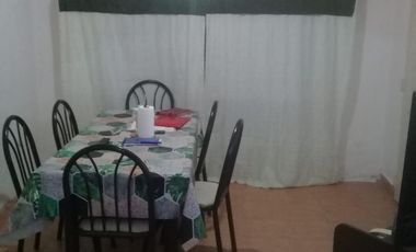 VENTA 2 CASAS CON COCHERA Y LOCAL COMERCIAL EN ISIDRO CASANOVA