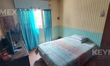 VENTA 2 CASAS CON COCHERA Y LOCAL COMERCIAL EN ISIDRO CASANOVA