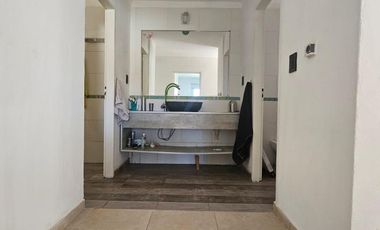 Alquiler Casa 4 dormis   pileta   cochera  - B° Fulcinitti - Centenario