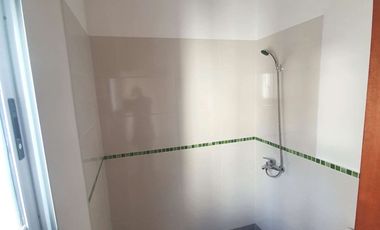 Monoambiente en alquiler - Saenz Peña - 1er piso por escalera