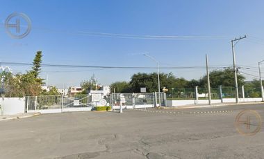 Casa en condominio en en Venta en Villas Premier a 17 min. de la Universidad Autónoma de Nuevo León.