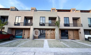 CASA EN RENTA EN FRACCIONAMIENTO CALTIARE MAGIA, ZONA CUAUTLANCINGO, PUEBLA