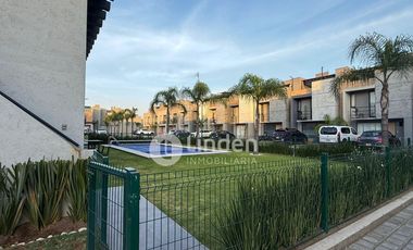 CASA EN RENTA EN FRACCIONAMIENTO CALTIARE MAGIA, ZONA CUAUTLANCINGO, PUEBLA