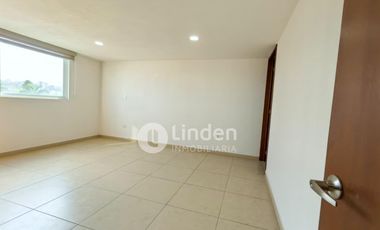 CASA EN RENTA EN FRACCIONAMIENTO CALTIARE MAGIA, ZONA CUAUTLANCINGO, PUEBLA