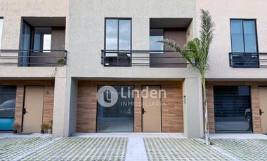 CASA EN RENTA EN FRACCIONAMIENTO CALTIARE MAGIA, ZONA CUAUTLANCINGO, PUEBLA