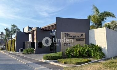 CASA EN RENTA EN FRACCIONAMIENTO CALTIARE MAGIA, ZONA CUAUTLANCINGO, PUEBLA