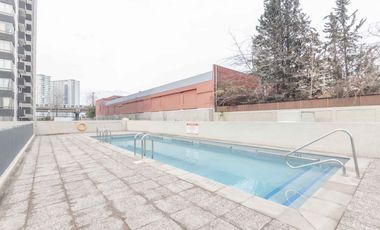 Av Carlos Valdovinos (1 Est ) [637-1]