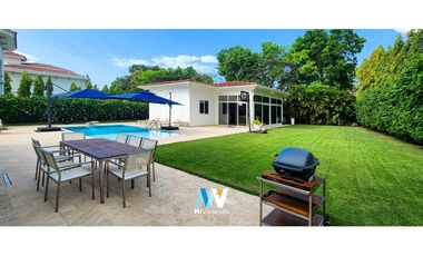 Alquiler de Casa en Santa María Golf & Country Club