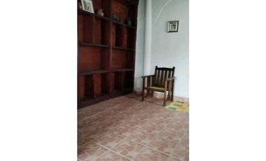 VENTA DE CASA EN DAVID TERRONAL 7R  CERCADA