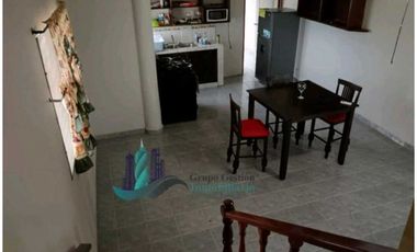 VENTA DE CASA EN DAVID TERRONAL 7R  CERCADA