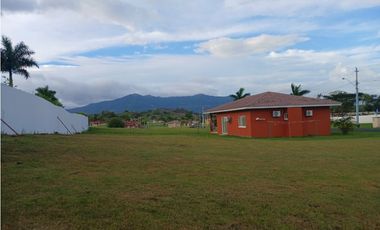 CHAME / EL CELAJE / TERRENO PLANO / 691 M / AREA SOCIAL /  AG