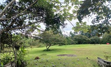 SAN JOSE / SAN CARLOS / 30000 M / COLINDA CON RIO / NEGOCIABLE AG