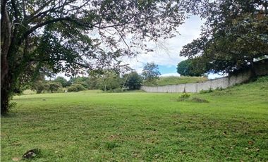 SAN JOSE / SAN CARLOS / 30000 M / COLINDA CON RIO / NEGOCIABLE AG