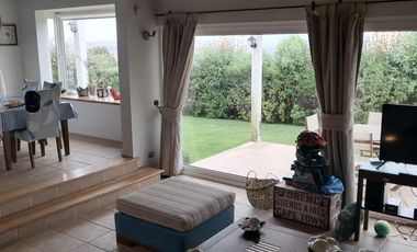 PUERTO VELERO: Casa Temporada 10 personas. Piscina y Quincho