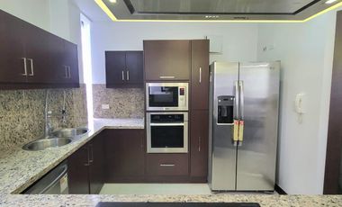VENTA DEPARTAMENTO 3 DORMITORIOS CON VISTA PANORÁMICA, Quito Tenis. G.B.