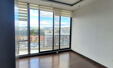 VENTA DEPARTAMENTO 3 DORMITORIOS CON VISTA PANORÁMICA, Quito Tenis. G.B.