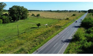 Campo de 5 Has sobre ruta en Ranchos