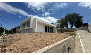SE VENDE CASA DE DOS DORMITORIOS ZONA PEKOS ULTIMA UNIDAD