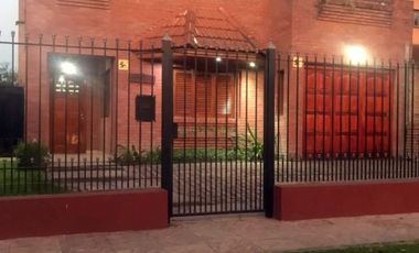 Chalet en venta en Burzaco Oeste