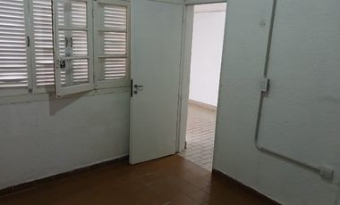 Departamento Tipo Casa en alquiler en Monte Chingolo