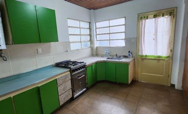 Casa en alquiler en Caseros