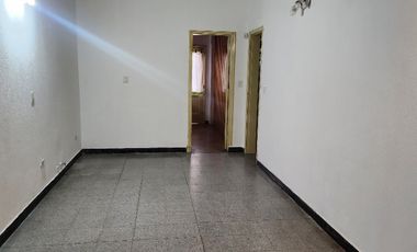 Casa en alquiler en Caseros