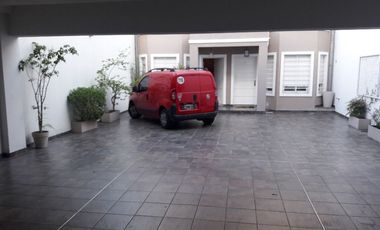 Triplex en venta en Ramos Mejia Sur