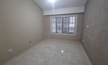 Casa en alquiler en Lanus Oeste