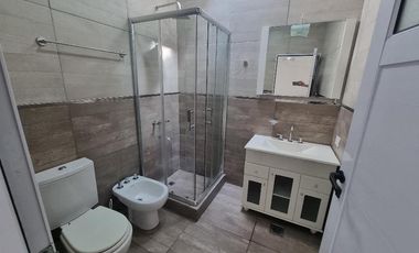 Casa en alquiler en Lanus Oeste