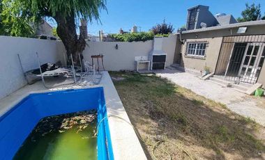 Casa en alquiler en Lanus Oeste