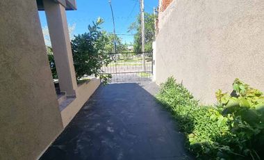 Casa en alquiler en Lanus Oeste